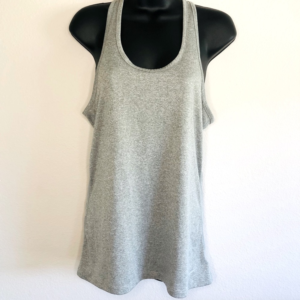 Nike Dri-Fit Women’s Training Tank ✨ Medium ✨